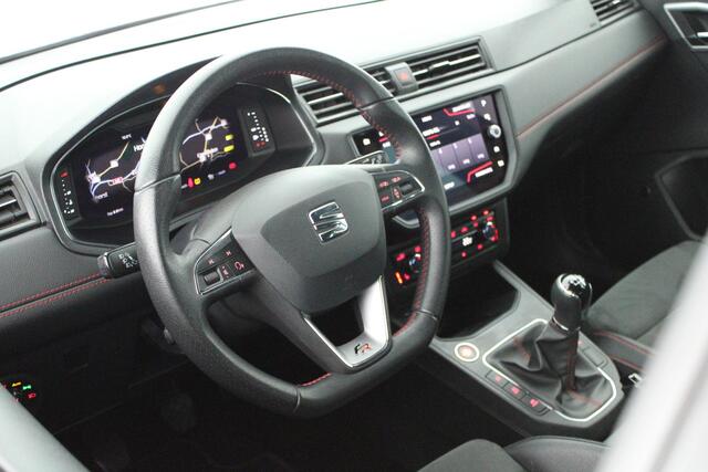 Seat IBIZA 1.0 TSI 95pk FR Business Intense Camera Navigatie Beats Led Stoelverwarming Keyless Alcantara Virtual Cockpit