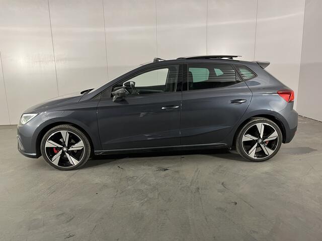 Seat IBIZA 1.5 TSI FR / AUTOMAAT/ PANO/ 150 PK/ PARK.SENSOR.V+A/ CAMERA/ STOELVERWARMING/ DCC/ KEYLESS/ FULL LINK/ BEATS AUDIO/ CRUISE CONTROL/ NAVI/ DAB/ CLIMA/ LED/ ISOFIX/ 18'' LMV