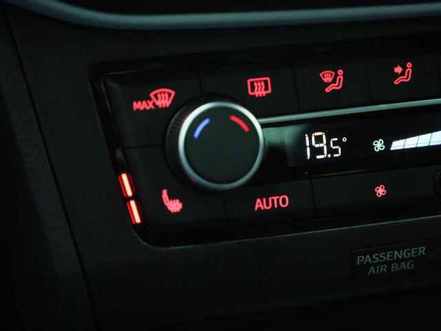 Seat IBIZA 1.0EcoTSI/95PK Style Business Intense · Navigatie · Parkeersensoren · Apple/Android Car play · Garantie t/m 11-08-2027 of 100000km