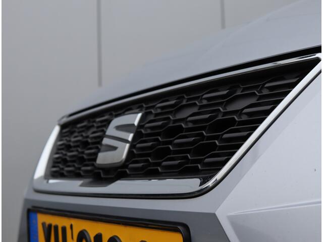 Seat IBIZA 1.0 TSI Style Business Intense | Camera | Trekhaak | Navigatie | NAP