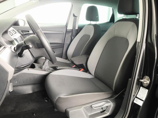 Seat IBIZA 1.0 TSI Style Business Intense 95 pk | Navigatie | Parkeersensoren | Achteruitrijcamera | Cruise control |