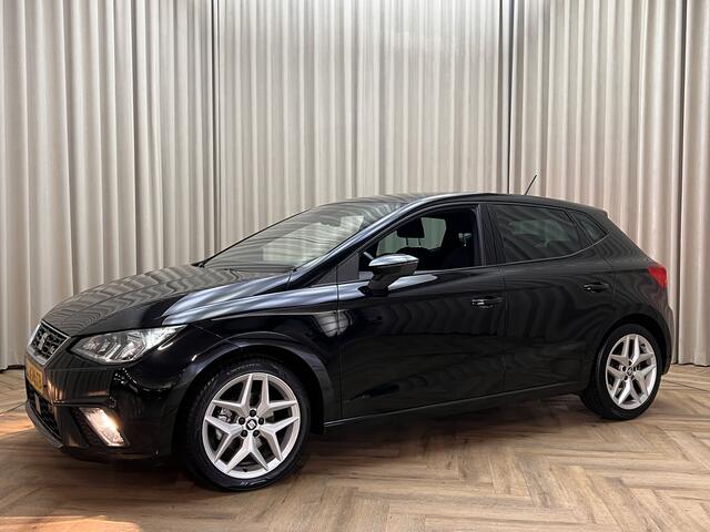 Seat IBIZA 1.0 TSI FR Business Intense *Panodak* 116PK / Trekhaak / Adapt. Cruise / Camera / CarPlay / 6-Bak / Org. NL
