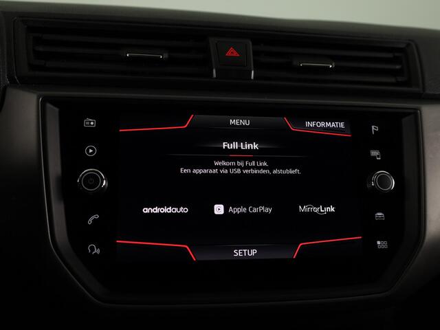 Seat IBIZA 1.0 TSI Style Business Intense 95 pk | Navigatie | Parkeersensoren | Achteruitrijcamera | Apple Carplay/Android Auto |