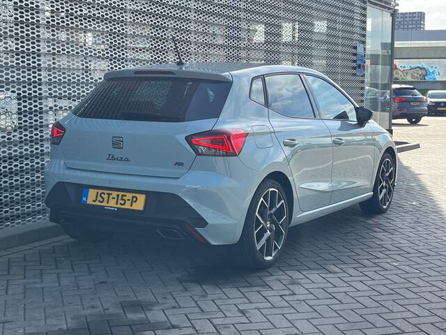 Seat IBIZA 1.0 EcoTSI 95PK FR Business Connect / Panoramadak / Digitale Cockpit / Verwarmde Kuipstoelen / Travel Assist / Achteruitrijcamera