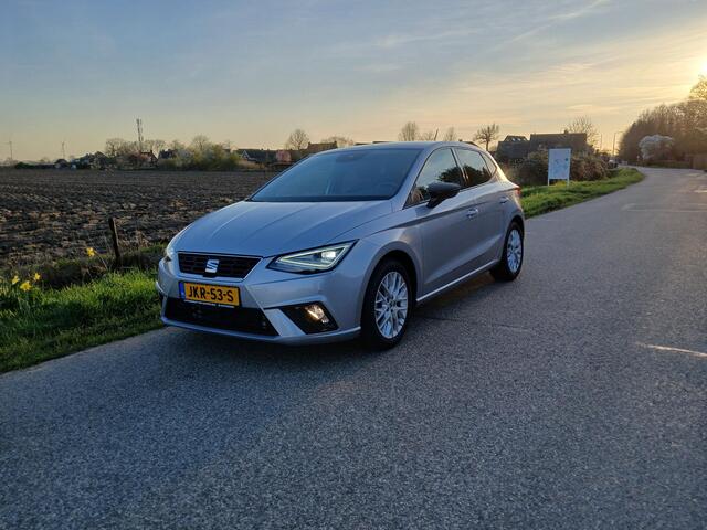 Seat IBIZA 1.0 TSI (110pk) FR Business Intense + Camera + Navigatie etc.