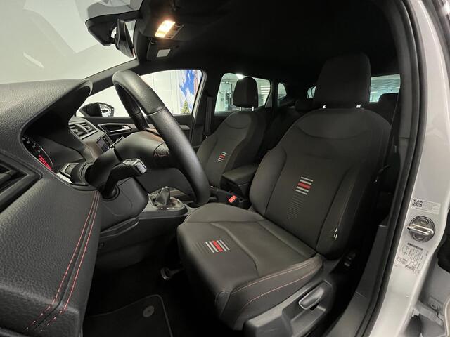 Seat IBIZA 1.0 TSI FR Business Intense | Camera | Parkeersensoren V+A | Carplay | Navigatie | All-season banden