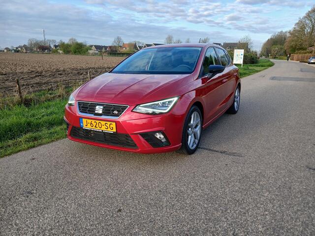 Seat IBIZA 1.0 TSI FR Business Intense + Navigatie + Trekhaak etc.