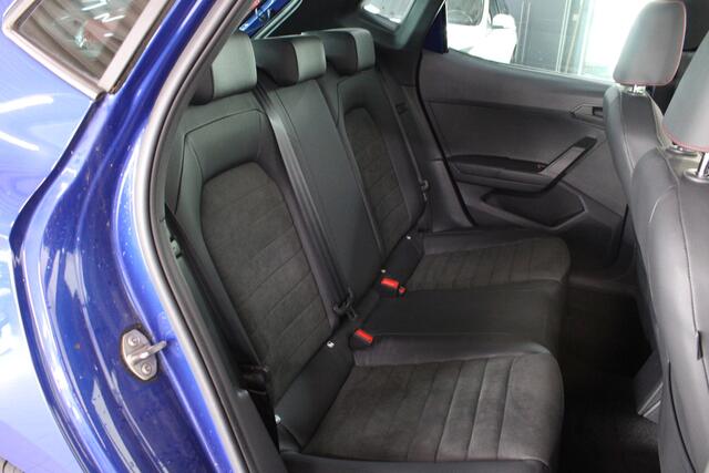 Seat IBIZA 1.0 TSI FR Business Intense Plus / Full led / Navigatie / Stoelverwarming /