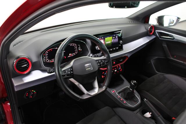 Seat IBIZA 1.0 EcoTSI FR Business Connect Elektrisch glazen schuif-/kanteldak / Beats Audio / Full Led / Stoelverwarming /