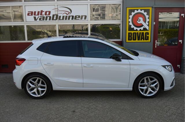 Seat IBIZA 1.0 TSI FR Business Intense O.a: Panodak, Stoelverw, Clima, Navi, Cruise, Carplay, Etc. All-in prijs!