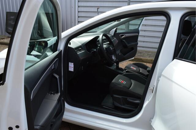 Seat IBIZA 1.0 TSI FR Business Intense O.a: Panodak, Stoelverw, Clima, Navi, Cruise, Carplay, Etc. All-in prijs!
