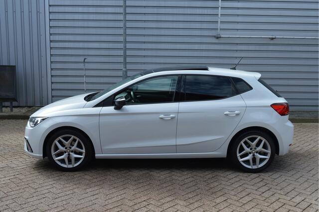 Seat IBIZA 1.0 TSI FR Business Intense O.a: Panodak, Stoelverw, Clima, Navi, Cruise, Carplay, Etc. All-in prijs!