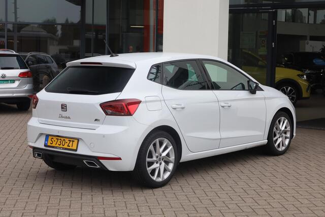 Seat IBIZA 1.0 EcoTSI FR Business Intense PL ¤508 p/m* 95PK / 70kW, Achteruitrijcamera, parkeersensoren voor en achter, stoelverwarming, adaptieve cruise control (acc), volledig digitaal instrumentenpaneel, Apple Carplay / Android Auto, DAB+, inklapbare spiegels, 2-