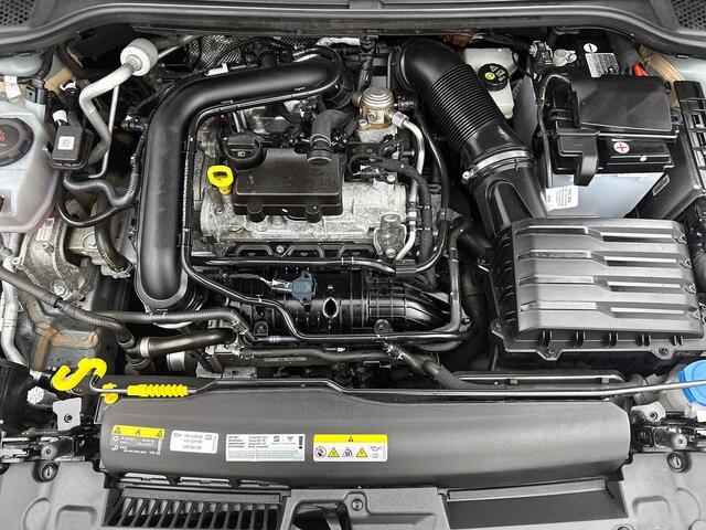 Seat IBIZA 1.0 EcoTSI Style Business Intense Navigatie Apple Carplay/Android Auto Parkeersensoren Virtual Cockpit Cruise Control Stoelverwarming Full Led Climate Control