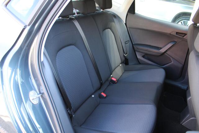 Seat IBIZA 1.0 EcoTSI 95pk Style / Navigatie by APP / Parkeersensoren A / LED / LM velgen 15 inch P4