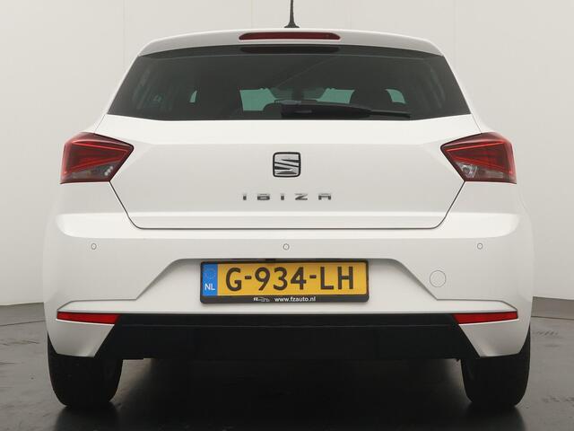 Seat IBIZA 1.0 TSI Style Business Intense - Navigatie - Achteruitrijcamera - Climate Control - Lichtmetalen velgen