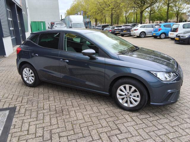 Seat IBIZA 1.0 TSI Style Business Intense | Navigatie | 1e eigenaar.