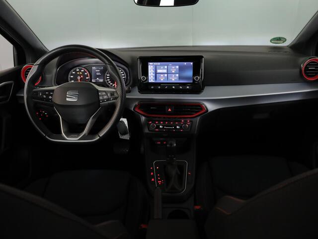 Seat IBIZA 1.5 TSI Sport 150 pk Automaat | Navigatie via App | Parkeersensoren | LED koplampen | Apple Carplay/Android Auto |