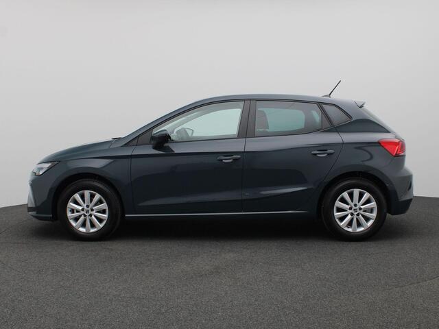Seat IBIZA 1.0 MPI Reference 80PK Airco, Cruise Control, Parkeersensoren Achterzijde, Navi via Apple Carplay/Android Auto, LED-Koplampen, 15" LM Velgen