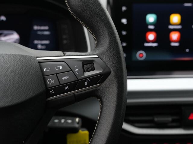 Seat IBIZA 1.0 EcoTSI 95 pk Style Business Connect | Stoelverwarming | Navigatie | Parkeersensoren voor/achter