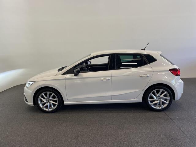 Seat IBIZA 1.0 110pk TSI DSG FR | DEMO ! | Climate control Cruise control LED Voorstoelen verwarmd Parkeersensoren Navigatie Apple Carplay/ Android Auto