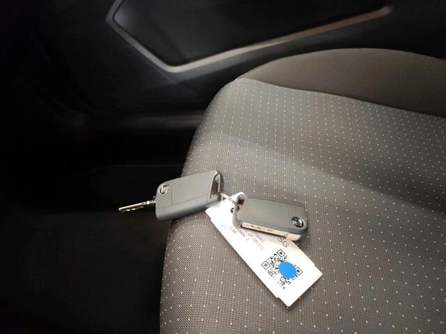 Seat IBIZA 1.0 EcoTSI 95pk Style Business Intense / Virtual cockpit / Climatcontrol / Parkeersensoren / 16'' LMV