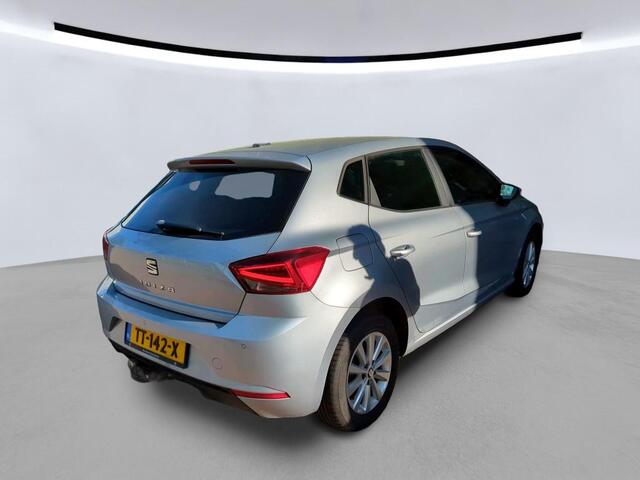 Seat IBIZA 1.0 TSI Style Business Intense / afneembare trekhaak / Camera / Navigatie / Climate control