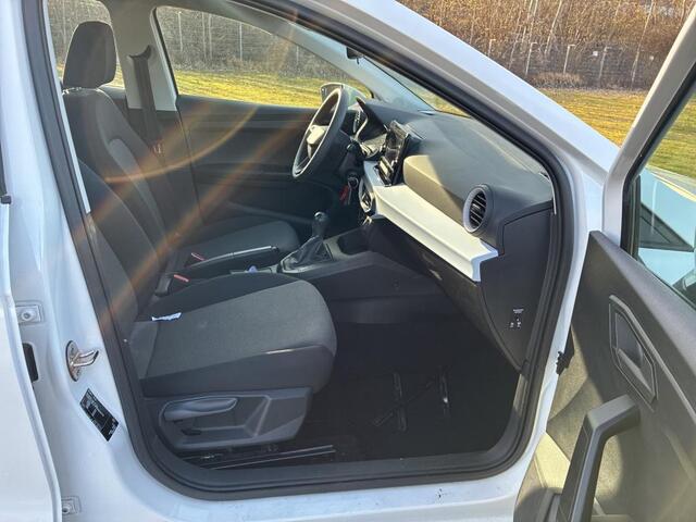 Seat IBIZA 1.0 MPI Airco | Stoelverwarming | Parkeersensoren | LED | DAB |