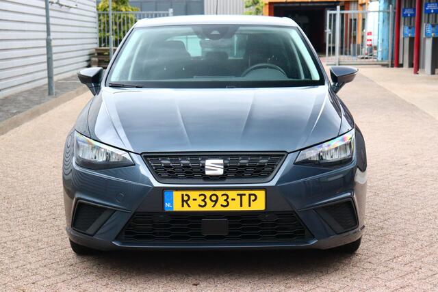 Seat IBIZA 1.0 EcoTSI Style Business Connect O.a: PDC, Clima, LED, 4-seiz, Stoelverw, Cruise, Etc. All-in prijs!