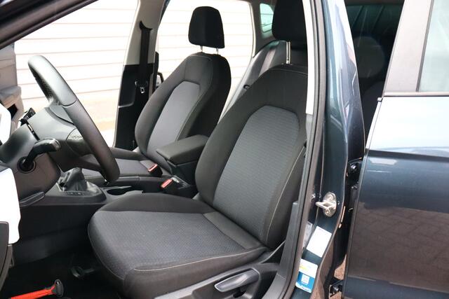 Seat IBIZA 1.0 EcoTSI Style Business Connect O.a: PDC, Clima, LED, 4-seiz, Stoelverw, Cruise, Etc. All-in prijs!