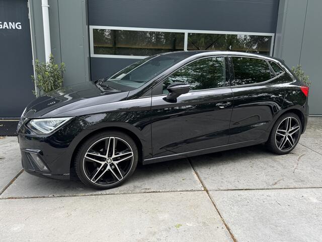 Seat IBIZA 1.0 TSI 95pk FR Limited Edition Alcantara Camera LED Navi Stoelverwarming 18" velgen Beats Audio