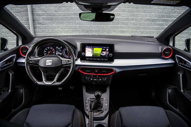 Seat IBIZA 1.0 TSi 95 pk FR | Facelift | Signature LED | Parkeersensoren | Climatronic