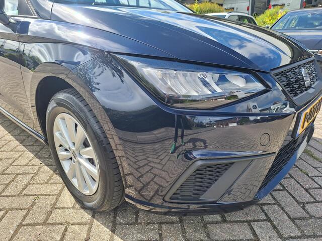 Seat IBIZA 1.0 EcoTSI Style LED / Parkeersensoren / Trekhaak / Climate Control / 15'''LMV / App-connect HAL
