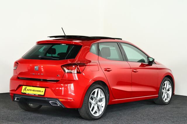 Seat IBIZA 1.0 TSI FR Panorama / Opendak /ACC / Navigatie / LED / Camera