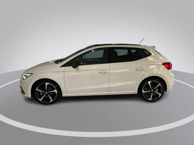 Seat IBIZA 1.0 EcoTSI 110pk DSG Style Business Connect · Panoramadak · Apple/Android Car Play · BEATS Audio · Camera + Parkeersensoren · Stoelverwarming · Garantie t/m 04-03-2027