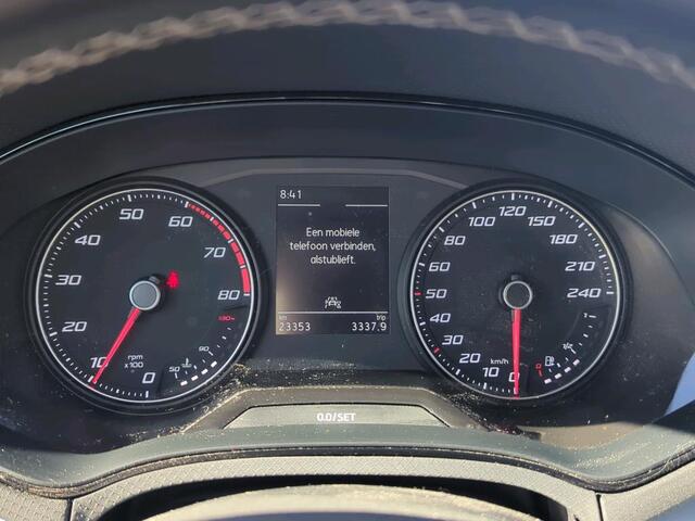 Seat IBIZA 1.0 EcoTSI 95PK Style / Full Link / Climate Control / Parkeersensoren Achter / 15" LMV