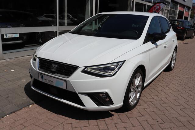 Seat IBIZA 1.0 EcoTSI FR. Navigatie. Full-led.