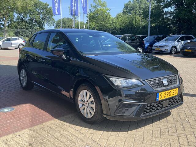 Seat IBIZA 1.0 EcoTSI 95pk Style Business Intense / Virtual cockpit / Climatcontrol / Parkeersensoren / 16'' LMV