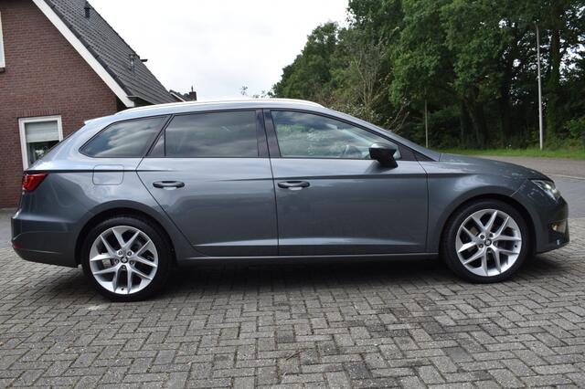 Seat LEON 1.4 EcoTSI FR Connect CLIMA PDC ANDROID/APPLE CARPLAY TREKHAAK