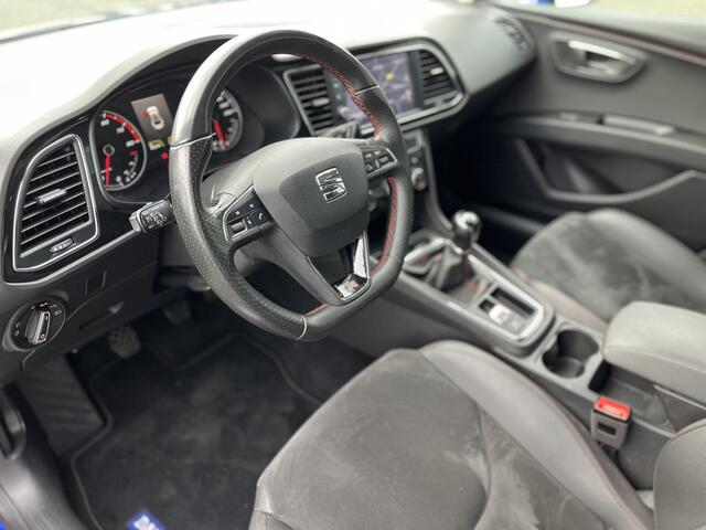 Seat LEON 1.8 TSI FR 180 pk Panoramadak 19" lichtmetalen velgen Mulitmedia voorbereiding