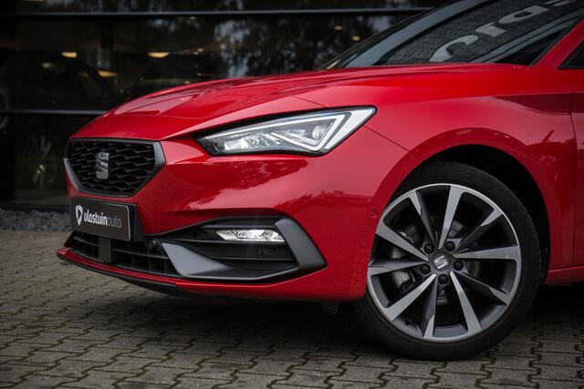 Seat LEON 1.5 eTSI FR Business Intense , Pano dak, Adap. cruise,