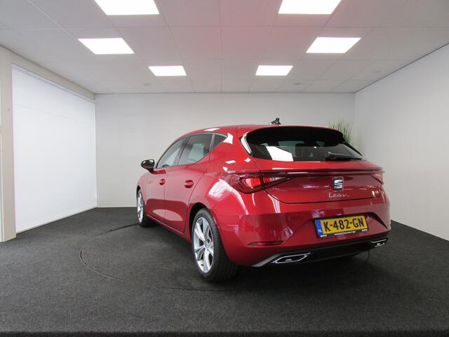 Seat LEON 1.5 eTSI FR I Digitaal dashboard I Automaat I Achteruitrijcamera I Stoelverwarming I MHEV I