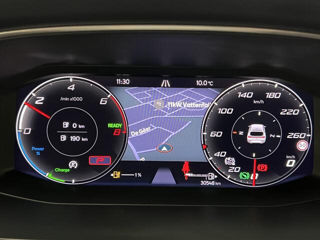 Seat LEON 1.4 TSI eHybrid PHEV FR | NAVIGATIE | STOEL-/STUURVERWARMING | KEYLESS |