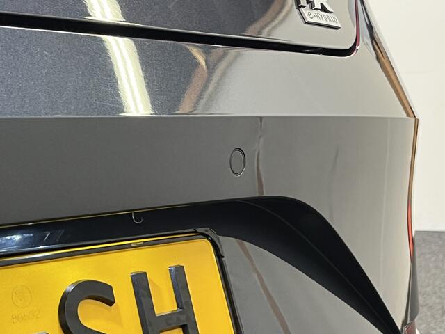 Seat LEON 1.4 TSI eHybrid PHEV FR | NAVIGATIE | STOEL-/STUURVERWARMING | KEYLESS |