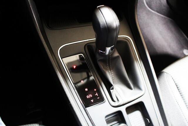 Seat LEON ST 1.0 EcoTSI Style Business Intense Automaat I NAVI I LED I CRUISE I PDC I