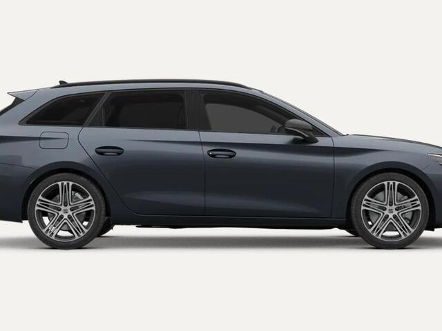Seat LEON Sportstourer Leon Sportstourer 1.5 TSI e-Hybrid FR PHEV First E k Stationwagen 6 versn. DSG | 18'' lichtmetalen Velgen | Metallic Lak |
