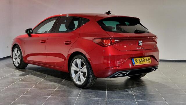 Seat LEON 1.5 eTSI FR Launch Edition | Camera | Keyless | Stoelverwarming