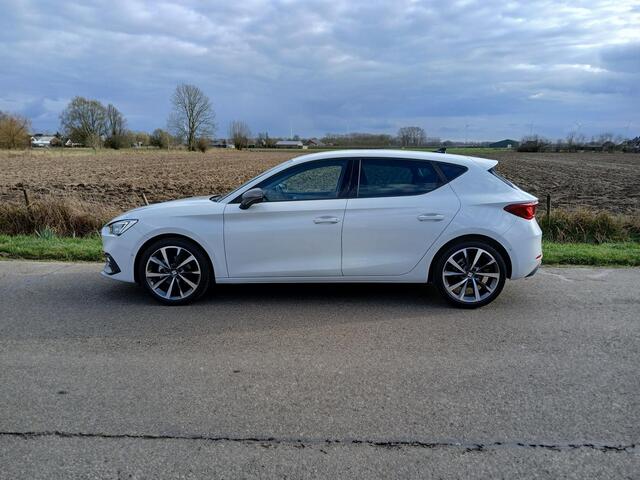 Seat LEON 1.5 TSI FR Business Intense + 18 inch