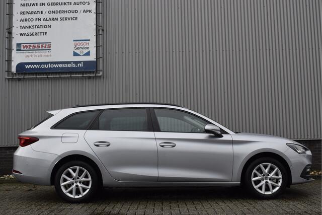 Seat LEON Sportstourer 1.0 TSI Style Business Intense Virtual cockpit, Adaptive cruise, Camera, Carplay