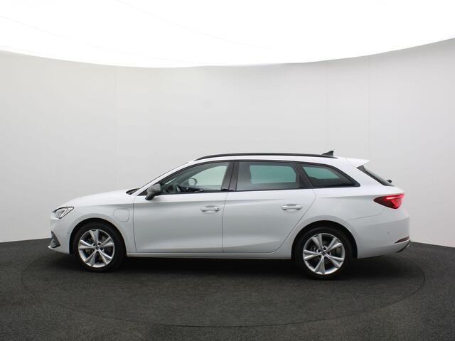 Seat LEON Sportstourer FR Business Intense 1.4 TSI e-Hybrid 204pk DSG Automaat Adaptive cruise control, Navigatie, Achteruitrijcamera, Stuurwiel verwarmd, Elektrische achterklep